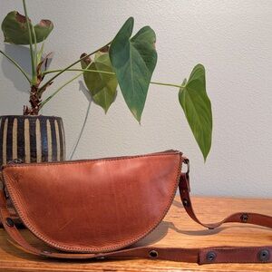 Lyons Leather Co. Honey Bee Bag